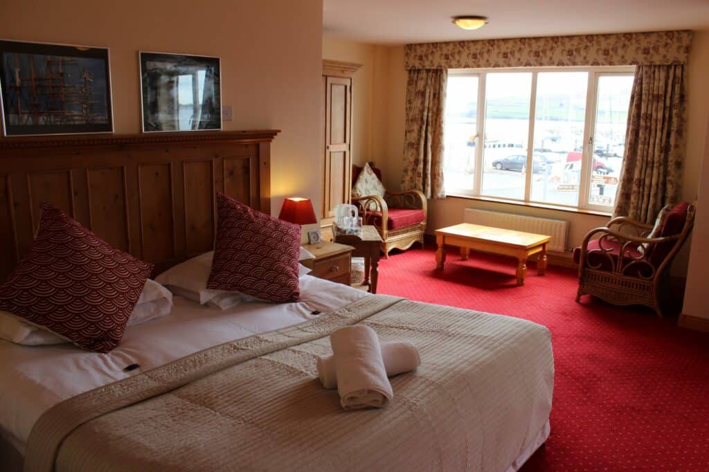 Triple Room at Dingle Marina Lodge